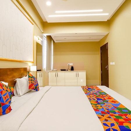 העיר בנגלור Fabhotel Magaji Comfort Inn מראה חיצוני תמונה