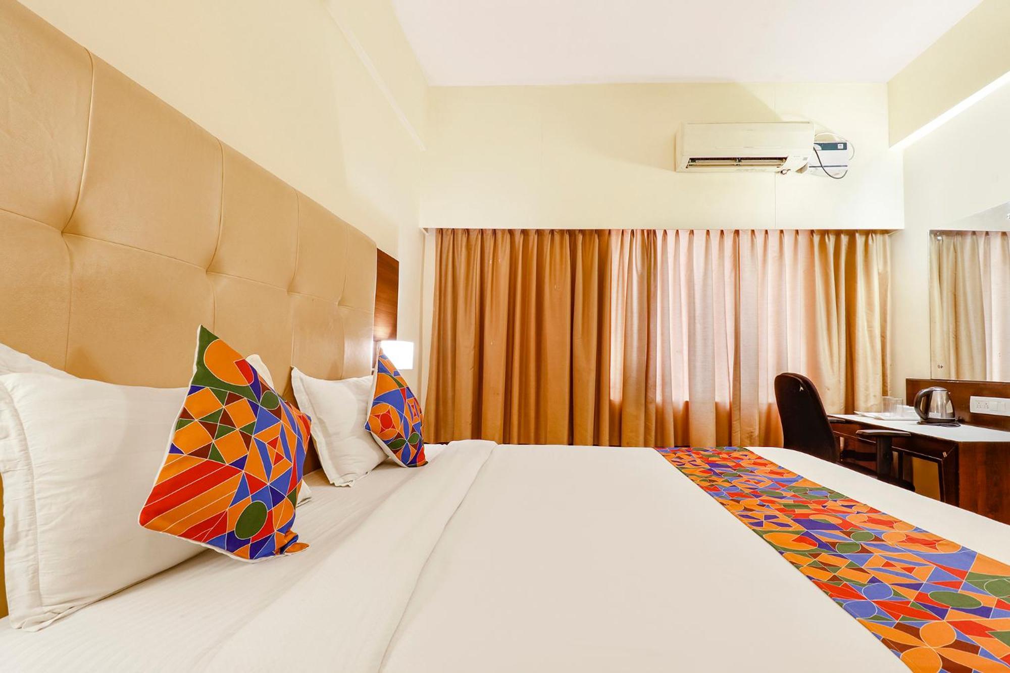 העיר בנגלור Fabhotel Magaji Comfort Inn מראה חיצוני תמונה